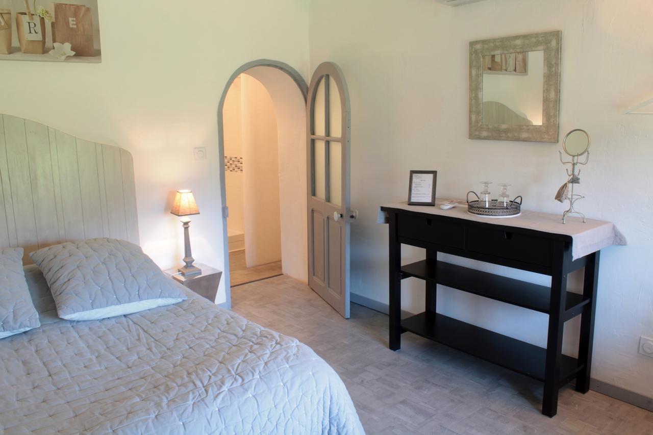 Bed and Breakfast Mas de la douceur Saint-Andiol Exterior foto